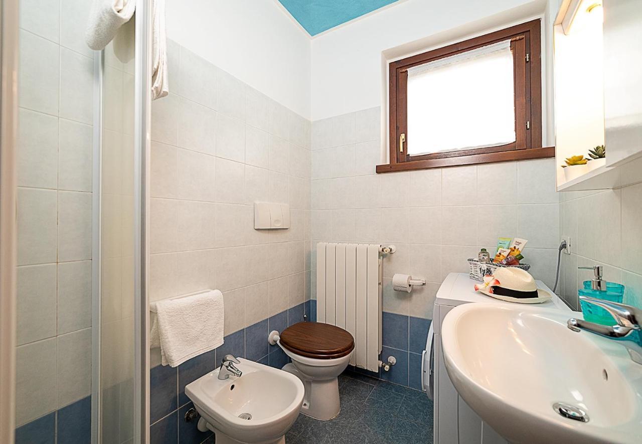 Apartment L'Archetto And Villetta Gruber - Regarda Travel Lazise Dış mekan fotoğraf