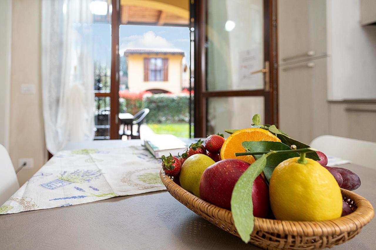 Apartment L'Archetto And Villetta Gruber - Regarda Travel Lazise Dış mekan fotoğraf