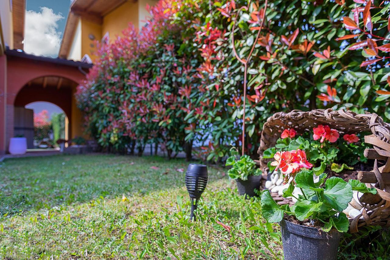 Apartment L'Archetto And Villetta Gruber - Regarda Travel Lazise Dış mekan fotoğraf