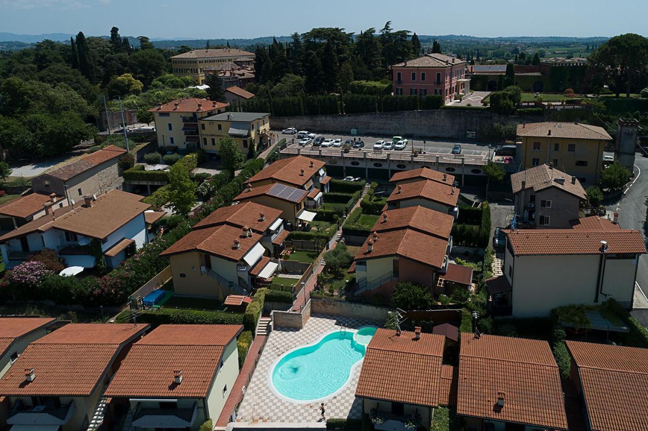 Apartment L'Archetto And Villetta Gruber - Regarda Travel Lazise Dış mekan fotoğraf